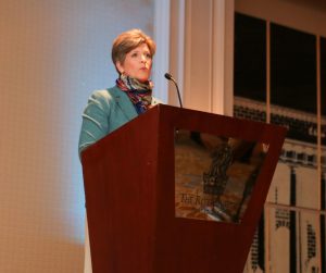 Joni Ernst Speaks at 2016 Reception